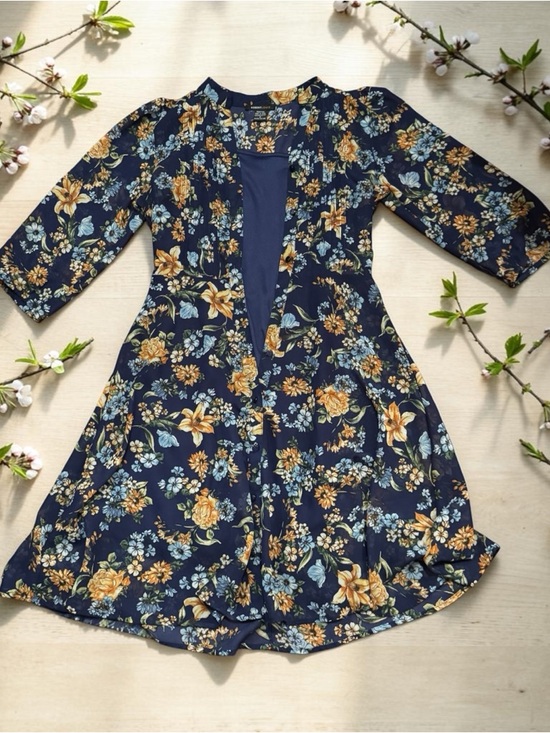 Robert Louis Dresses & Skirts - Robert Louis Navy Floral Midi Dress with Yellow & Light Blue Blooms
